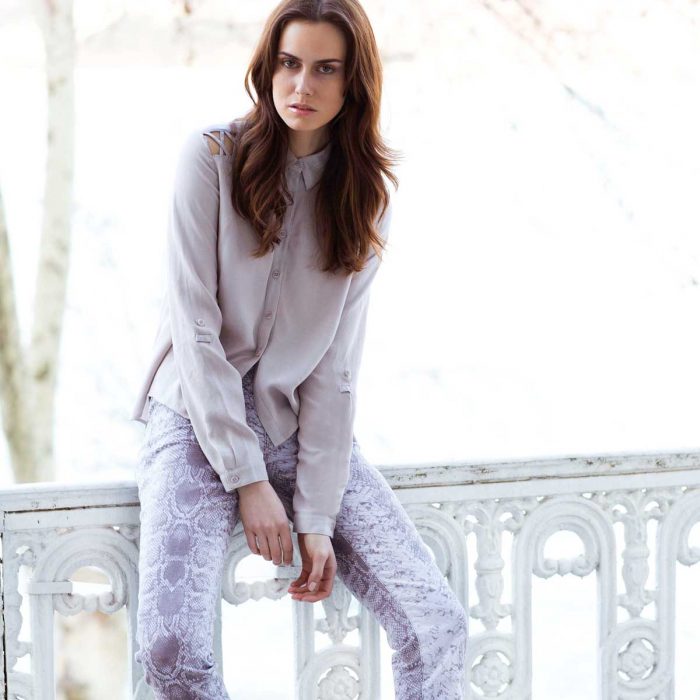 Musterhose Schlangenprint Jeanshose