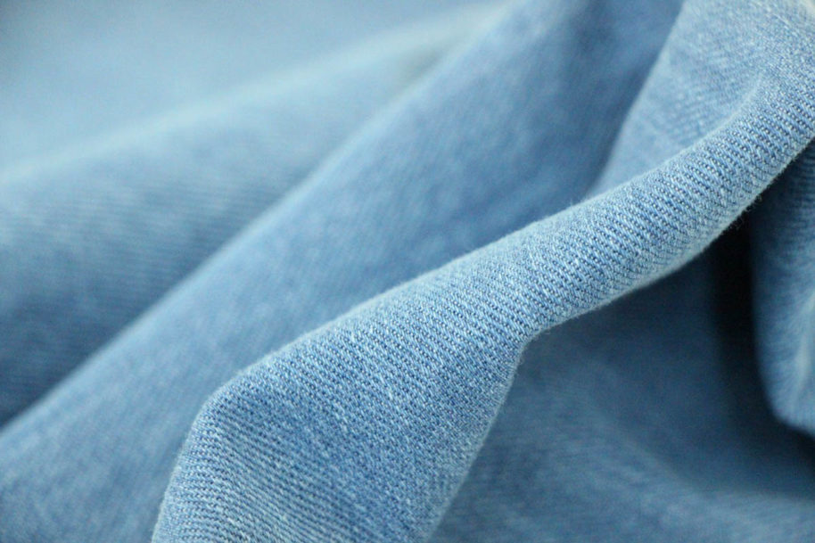 Denim Jeans Hellblau